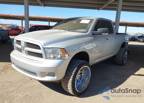 2010 Dodge Ram 1500 Slt/Sport/Trx из США, поврежденный, VIN 1D7RV1GT2AS197909